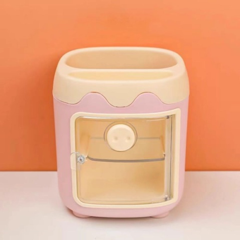 różowy organizer biurkowy