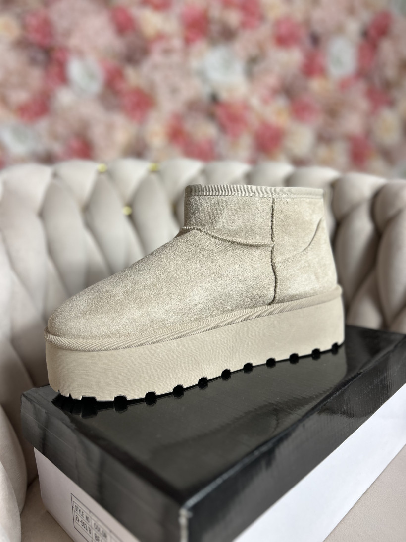 C*Śniegowce beżowe