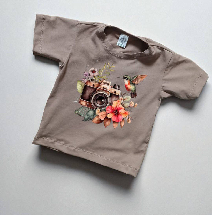 Koszulka Emiś z Aparatem i Kolibrem - Komfort dla Dziecka