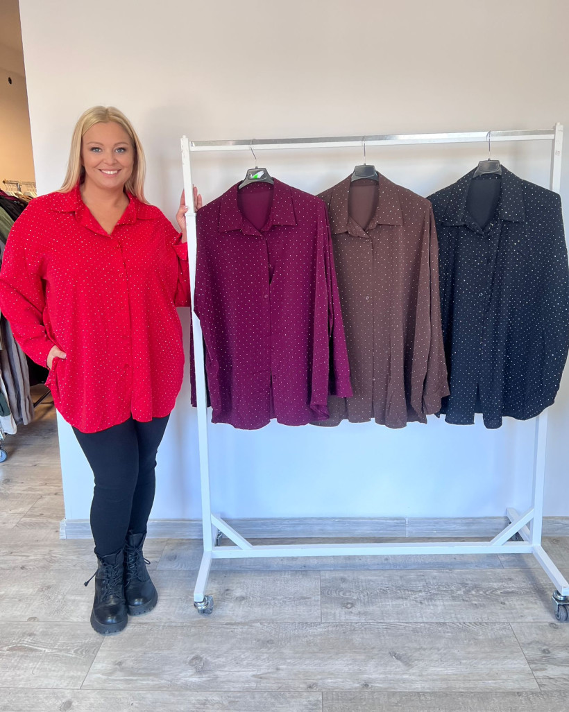 Koszula Big Size w połyskujące dżety