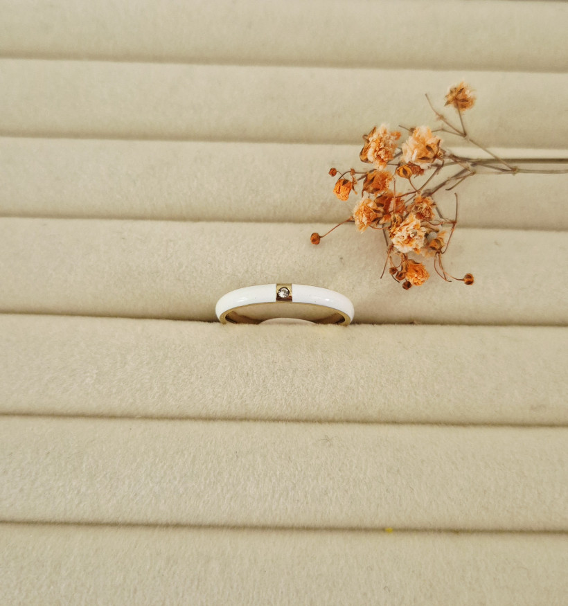 Obrączka biała z cyrkonią rozm. 9