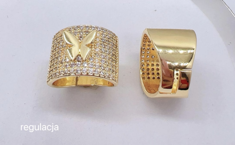 Pierscionek motyl regulacja