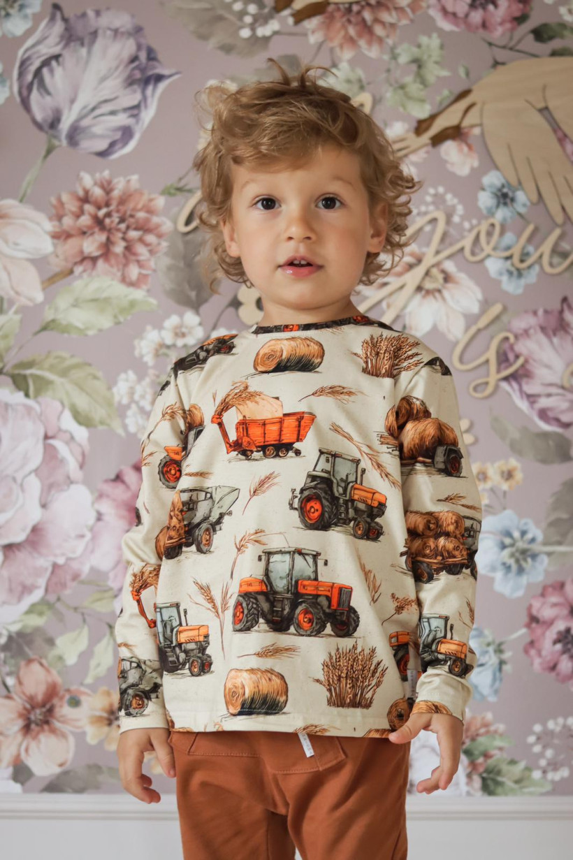 Bluzka Chłopięca Chrisma Traktor – Wygoda i Styl dla Małego Fana