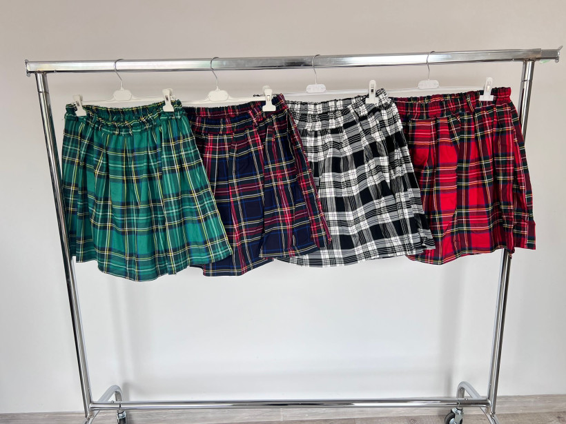 Stylowe spódnicospodenki w kratę Plus Size