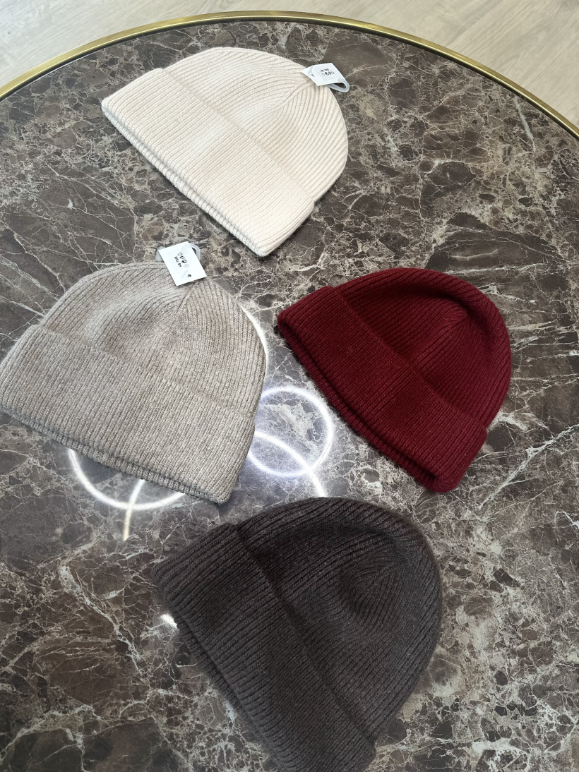 CZAPKA KLASYCZNA KOLORY