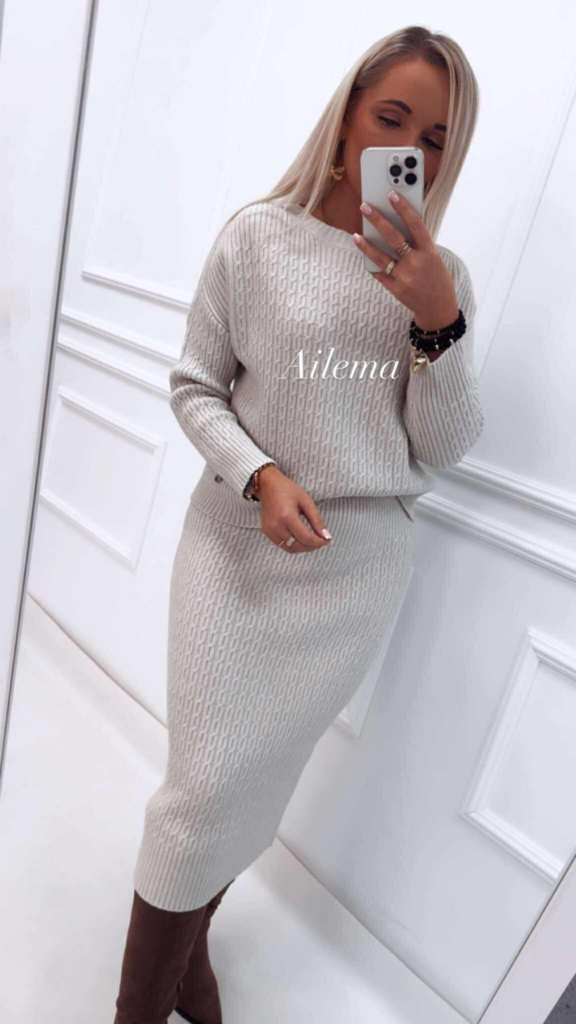 Komplet M-419 sweterek i spódnica