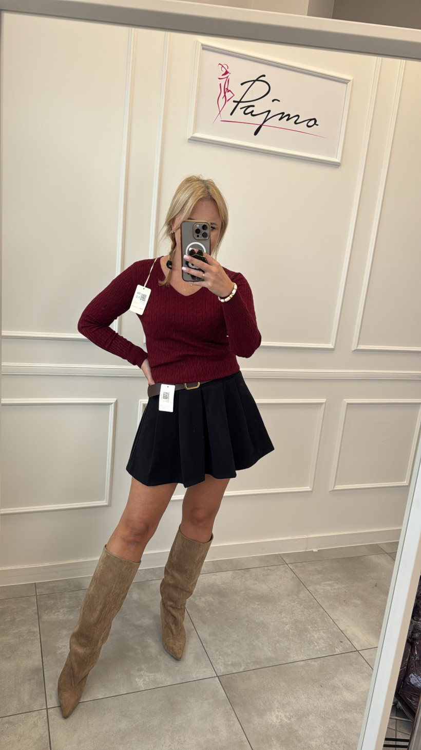 Sweter warkocze z dekoltem V 13715