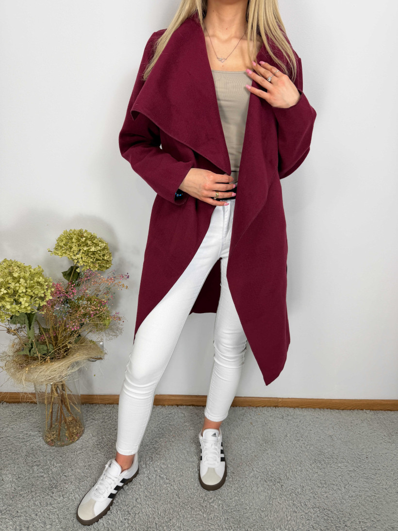 Pลaszcz 75 z paskiem