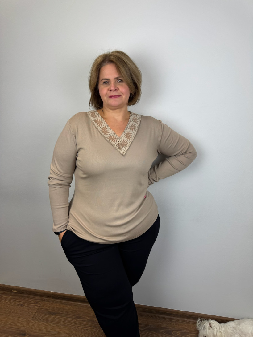 Bluzka prążkowa w szpic z koronki - gedi - rozm.xl/2xl - 005 - fango