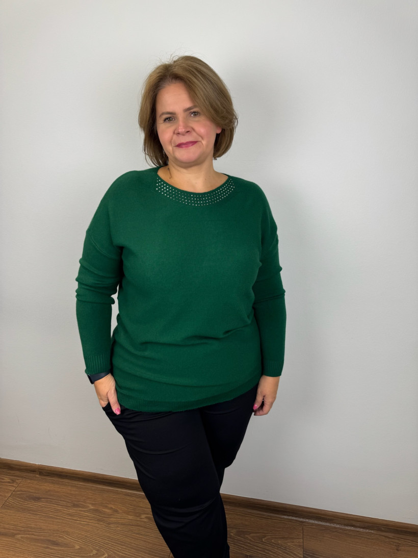 Sweter jednokolorowy cyrkonie przy dekoldzie - les - ( l/xl, 2xl/3xl) - 7370 - butelkowa zieleń