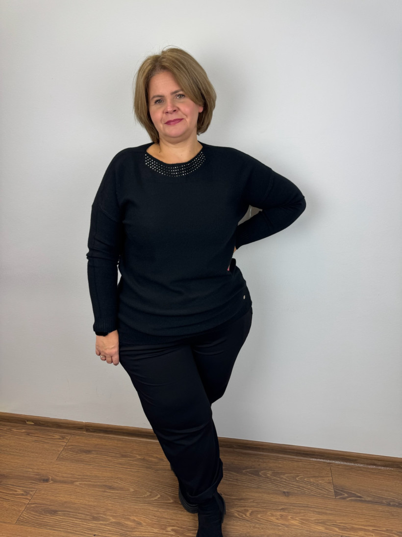 Sweter jednokolorowy cyrkonie przy dekoldzie - les - ( l/xl, 2xl/3xl) - 7370 - czarny
