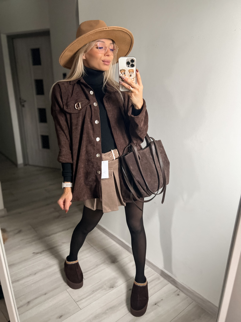 Koszula czekolada z broszką 