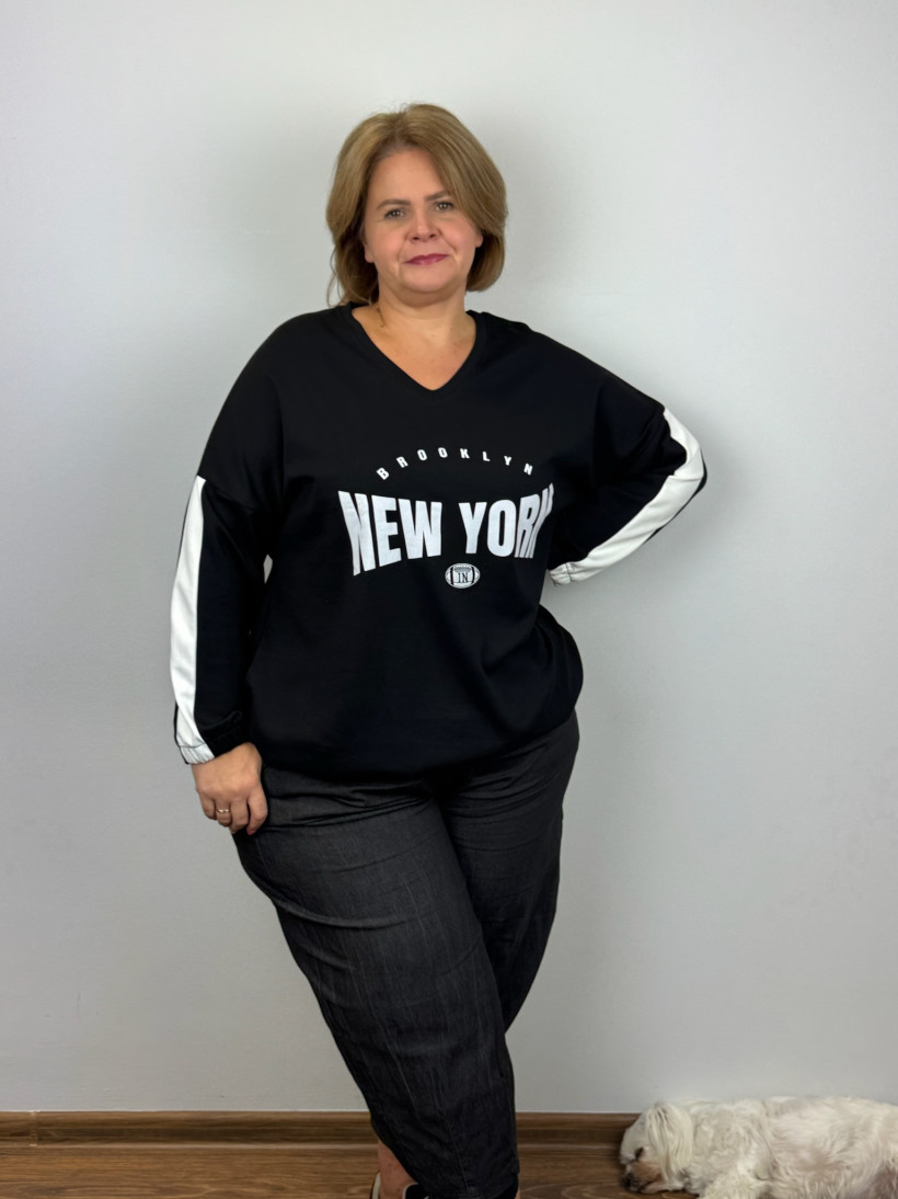 Bluza w serek, new york - seraj - 3657 -  czarna