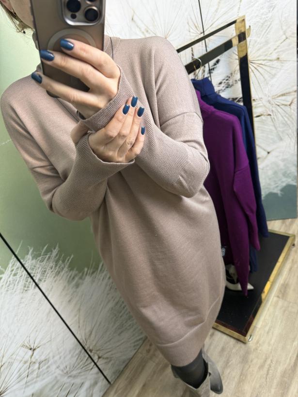 Sukienka -Tunika z wiskozy z golfem Minouu