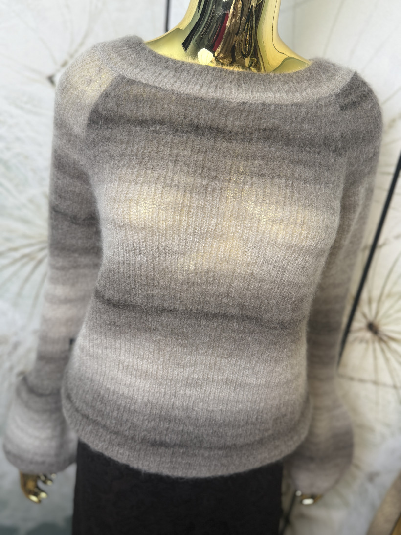 Sweterek ‘da Vinci’ Minouu