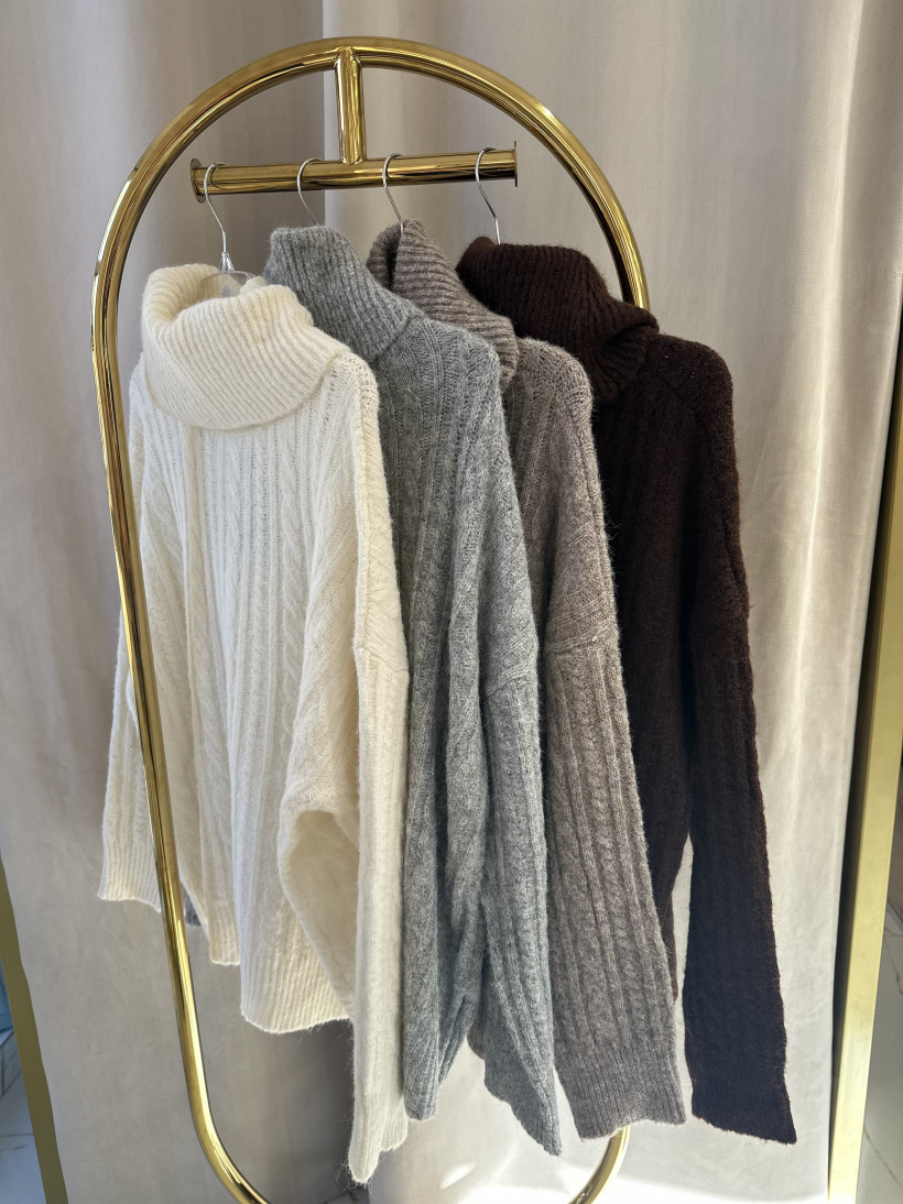 CIAO SWETER GOLF WARKOCZ KOLORY