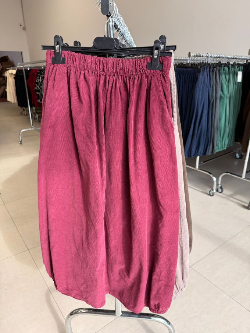 Spódnica sztruksowa bordowa gumka 1827