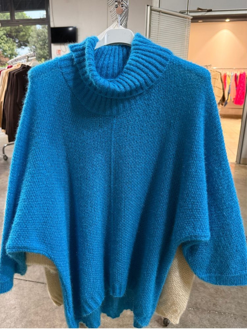 Sweter włoski „SOFT LUXE” z golfem niebieski