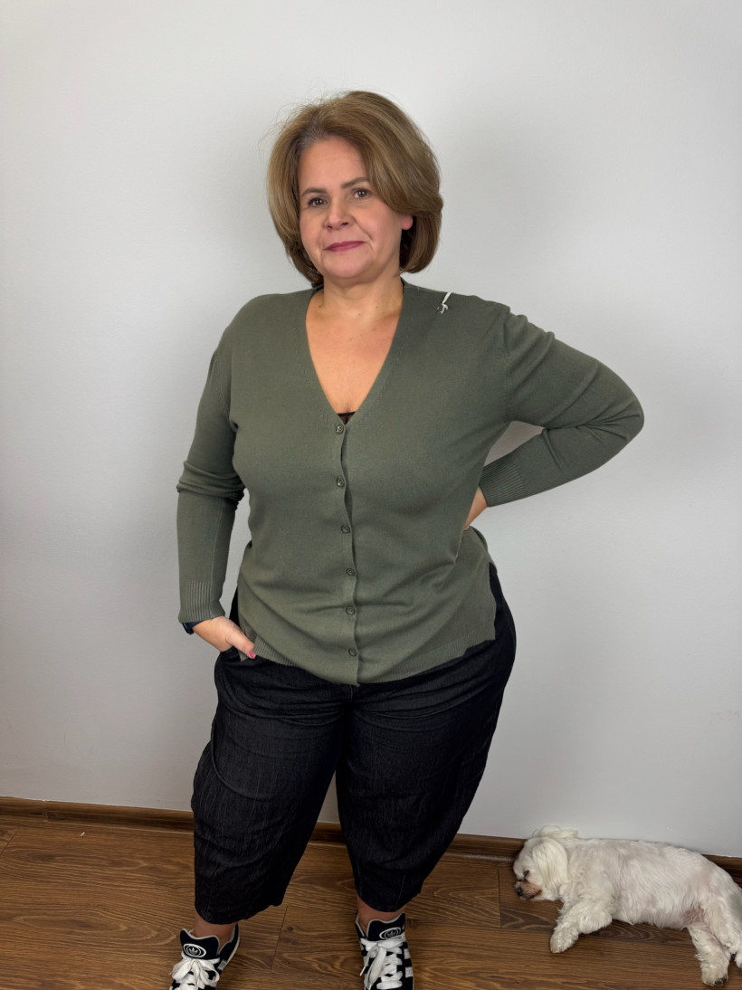 Sweter zapinany na guziki w serek - rozm. l/xl - 5002 - khaki