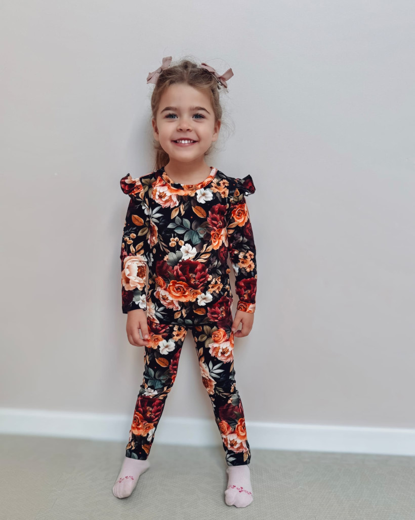 Leginsy jesienne Byobaby – Kwiatowy wzór, wygoda dla dziecka