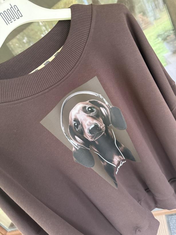 Bluza Kimono Jamnik w słuchawkach NOODA