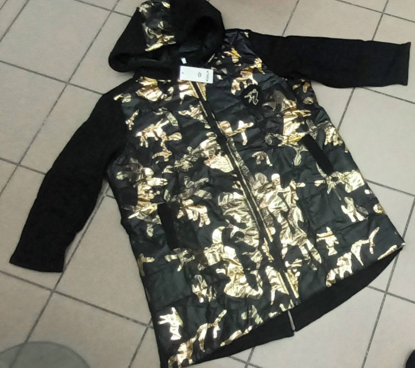 kurtka z dodatkiem złota 