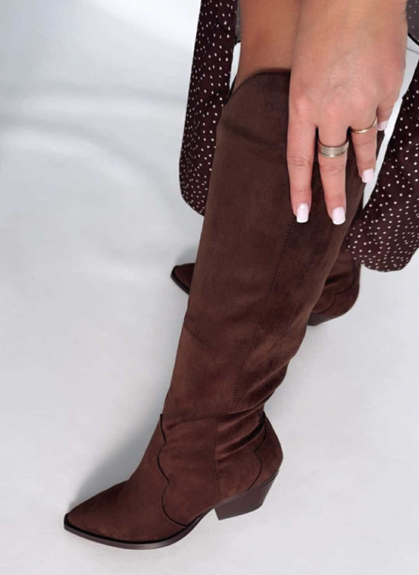 Kozaki  zamszowe na obcasie  9638