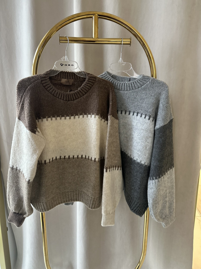 NAT SWETEREK PASY KOLORY