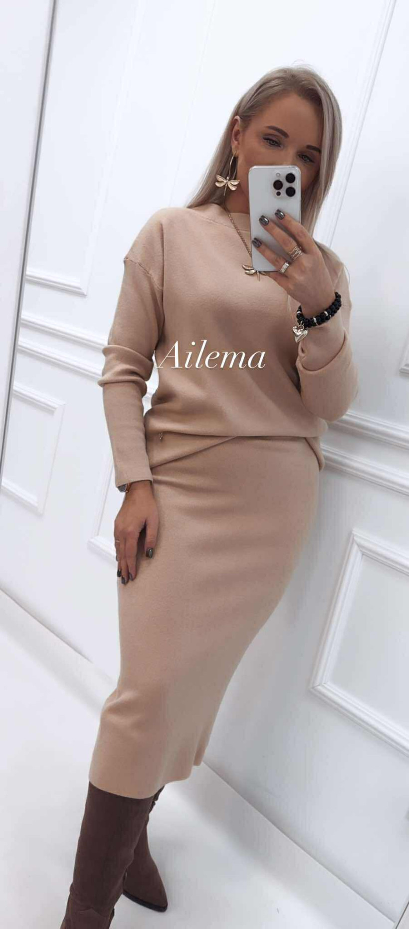 Komplet sweter i spódnica G90001A ozdobna broszka przy sweterku