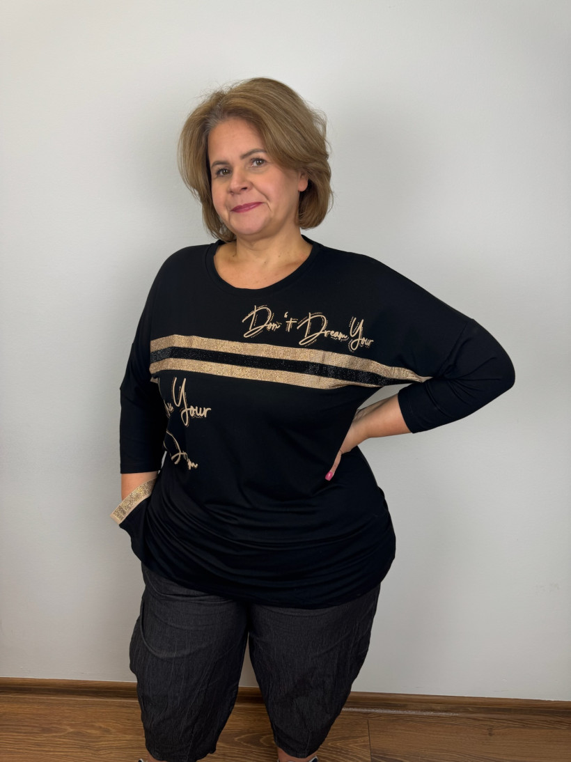 Bluzka jednokolorowa, cyrkoniowe pasy i napisy - oc - 26478- czarna ze złotem