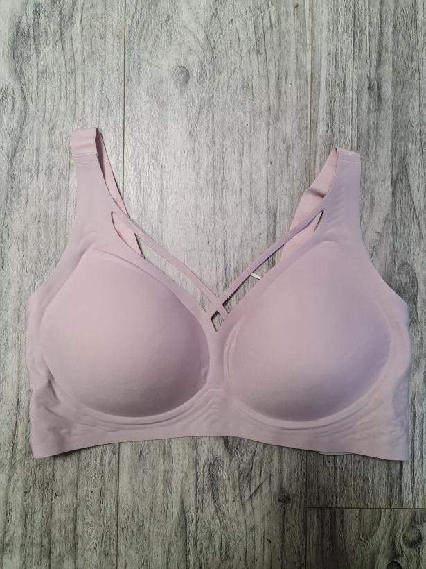 BIUSTONOSZ BEZ FISZBIN OZDOBNE PASKI 