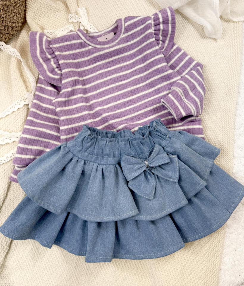 Sweterek Zula fioletowe paski z falbankami 