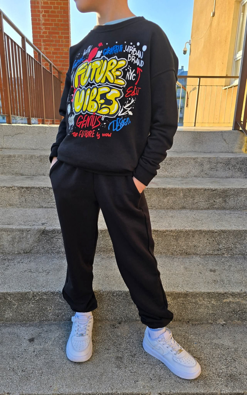 Bluza dziecięca Urban Brand Future Vibes – Czarna, Luźny Styl
