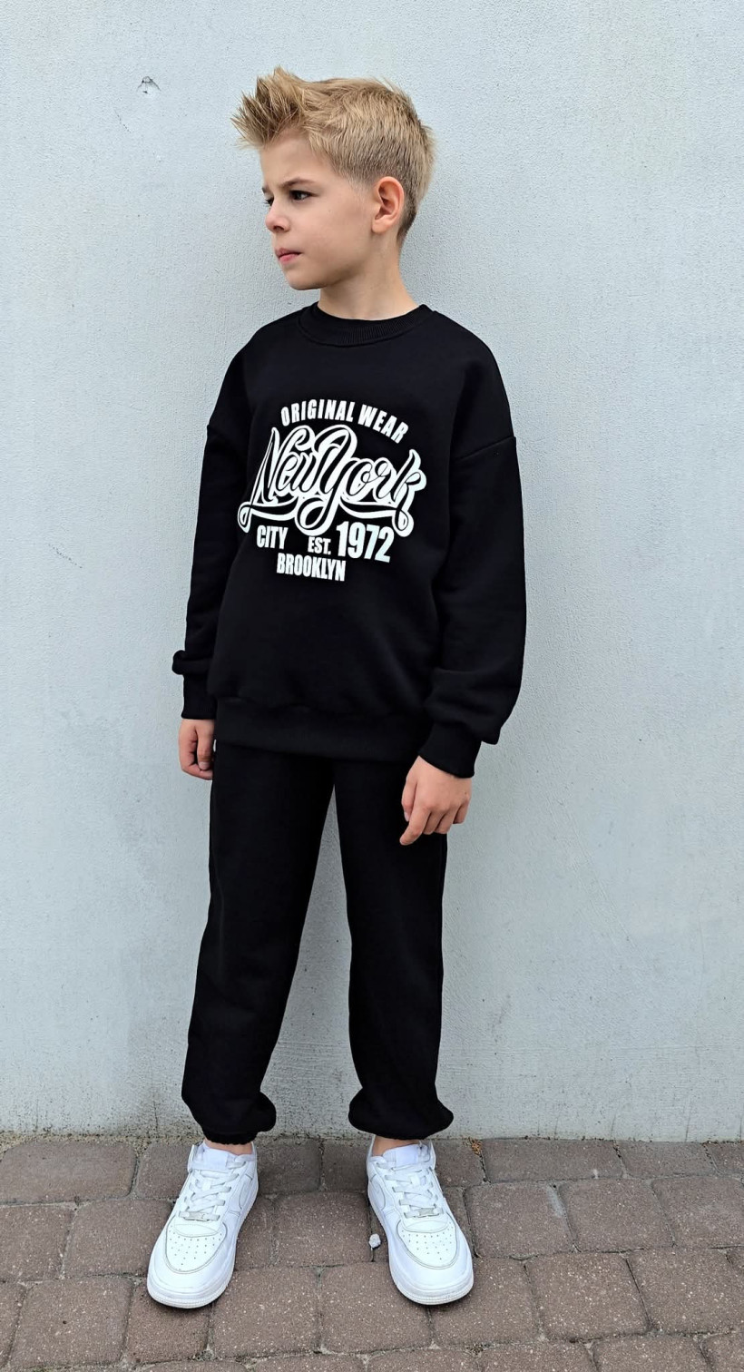 Spodnie dresowe Urban Brand czarne chłopięce Komfort na co dzień