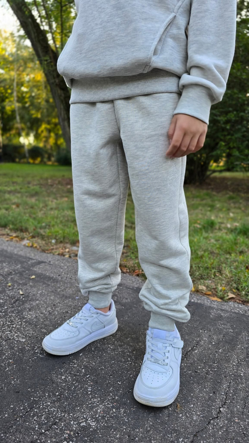 Urban Brand Szare Spodnie Dresowe dla Dzieci Wygodne i Stylowe