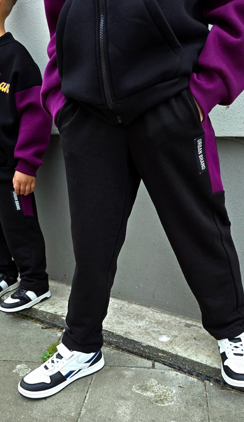 Spodnie Dresowe Dziecięce Urban Brand Czarno-Fioletowe