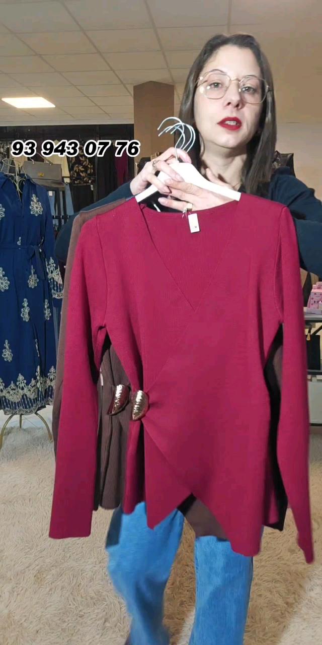 1452 CAMISOLA C/DETALHE DOURADO