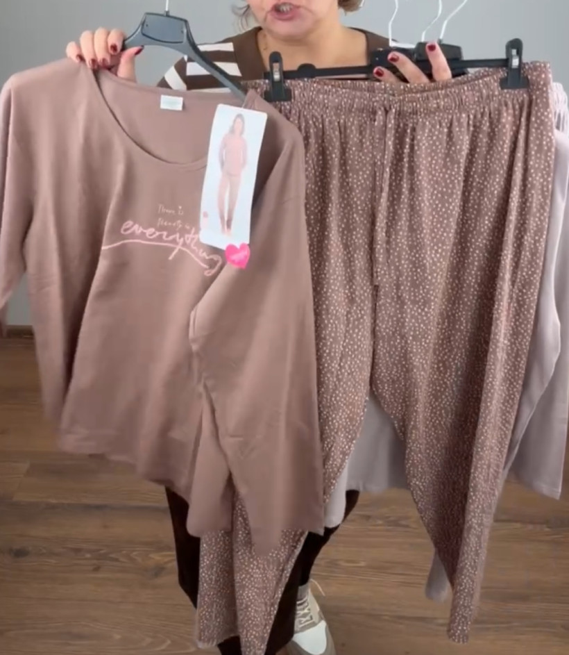 Piżama góra gładka z napisem + spodnie w kropeczki - xl - 503357 - czekolada