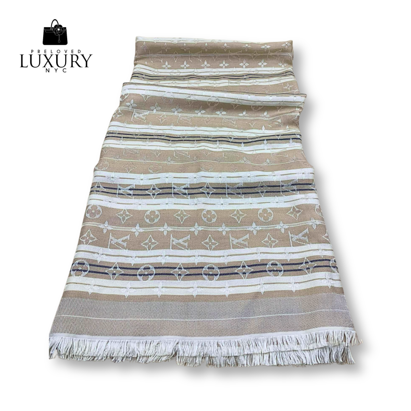 LOUIS VUITTON Monogram Rayeur Shawl with tag