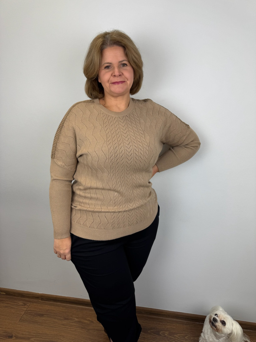 Sweter ażurowe ramione, wytłaczany wzór - (m/l, xl/2xl) - 7306 - karmel
