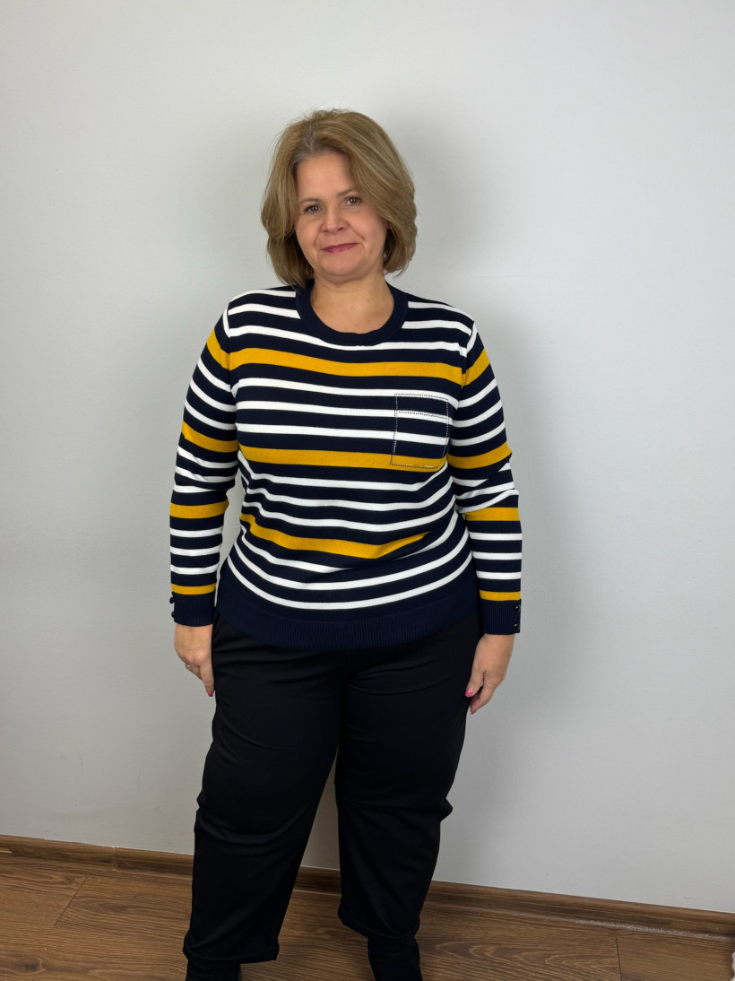Sweterek w paski, guziczki przy rękawie - (m/l, xl/2xl) - 7627 - musztarda