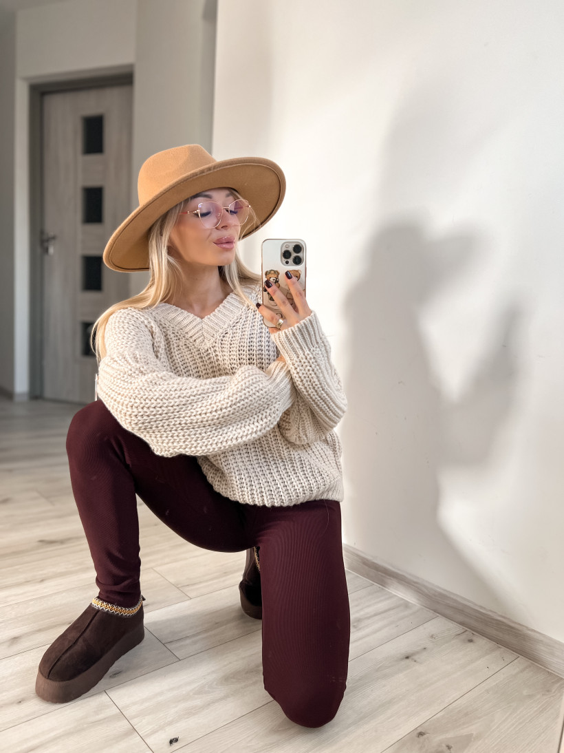 Sweter splot w serek