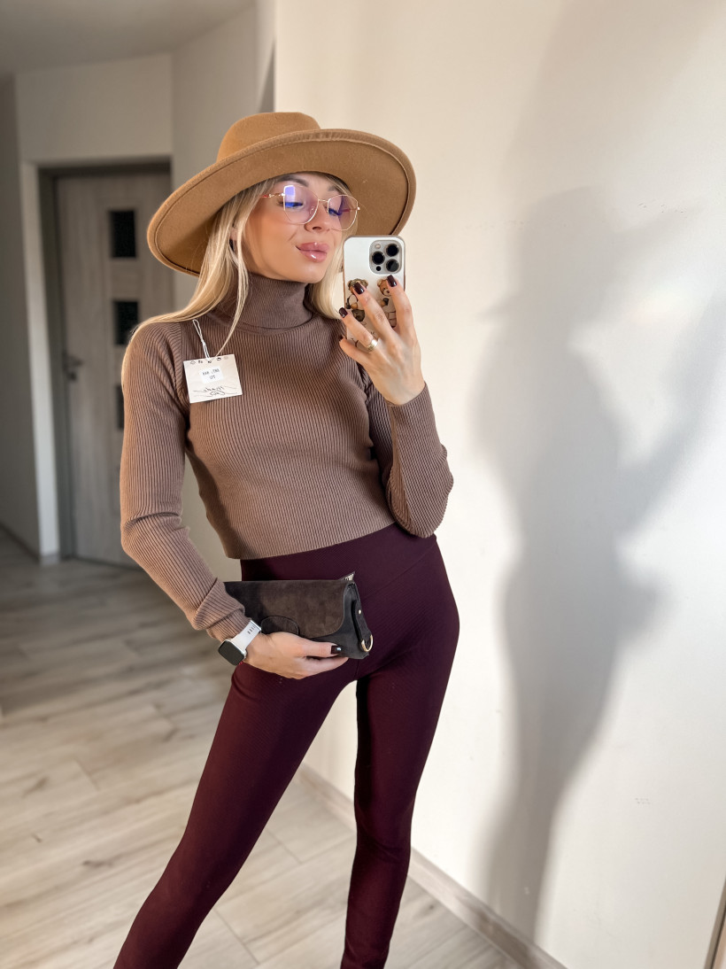 Golf krótki prążek 844