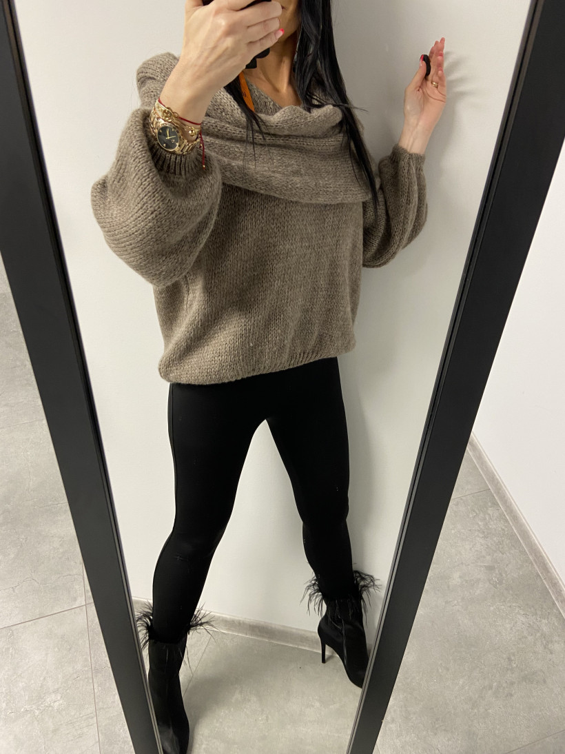 Sweter 1115 2w1 z kominem