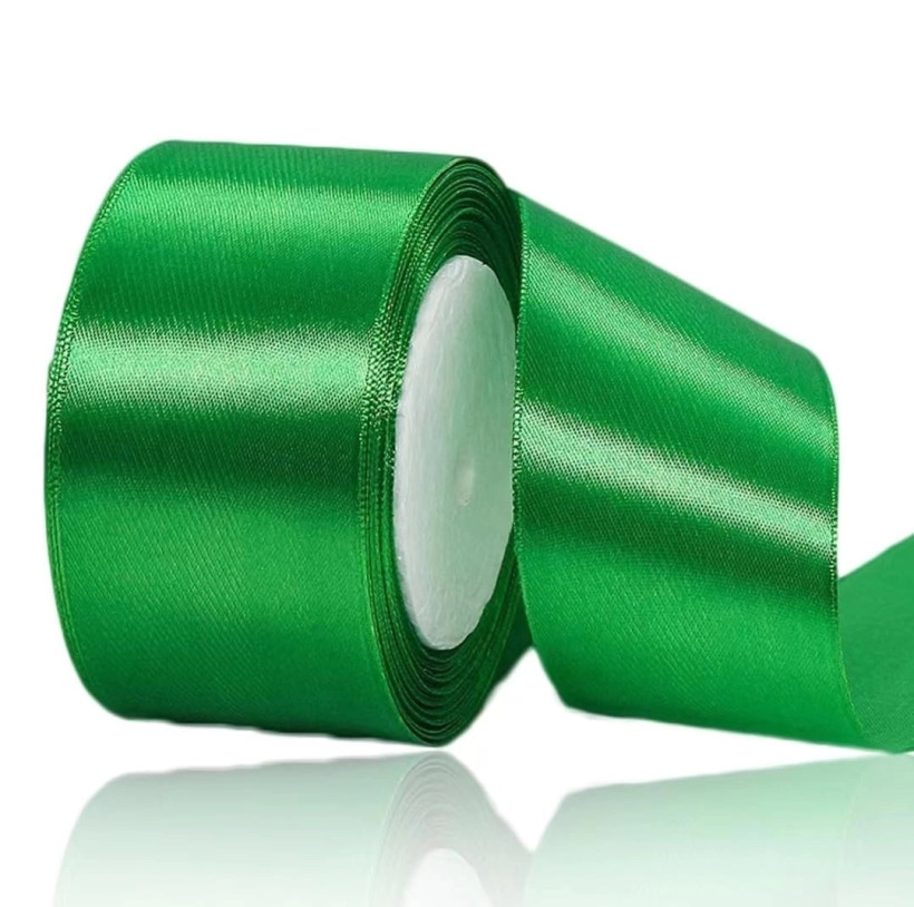 zielona wstążka satynowa 22m