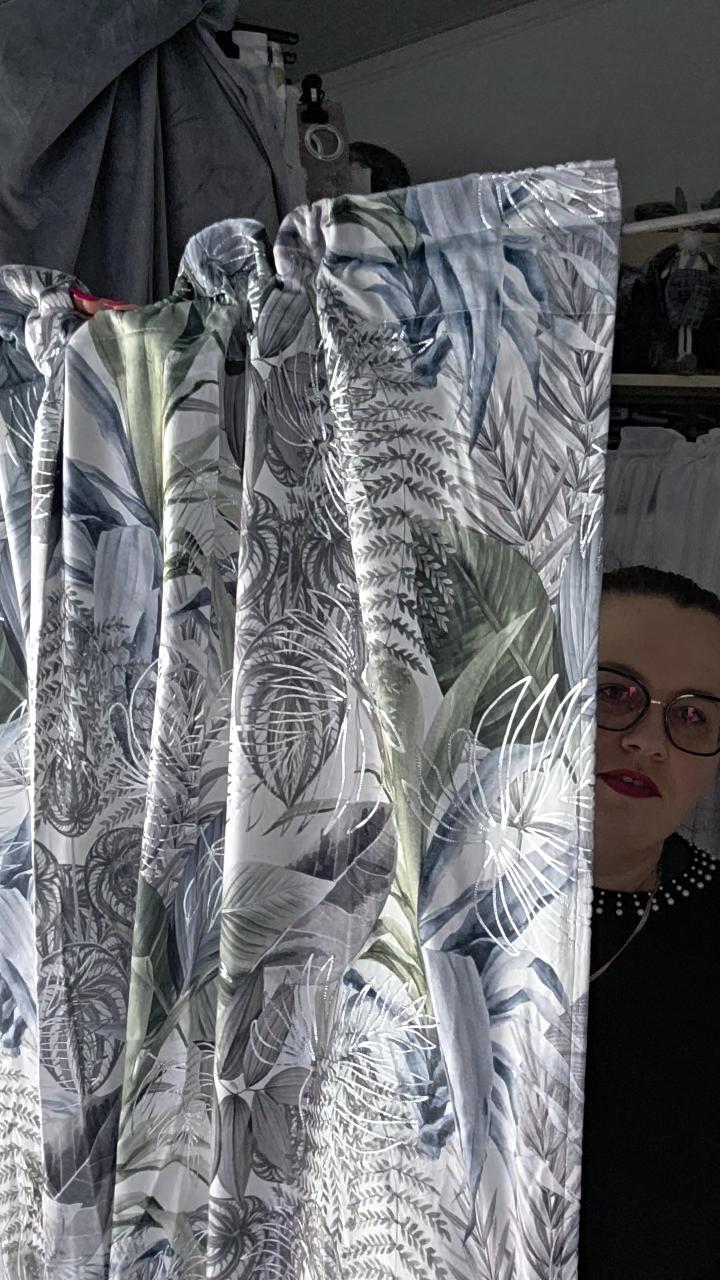 Wyprzedaż 2szt zasłona 140x 270 liscie zielone ze sreberkiem 