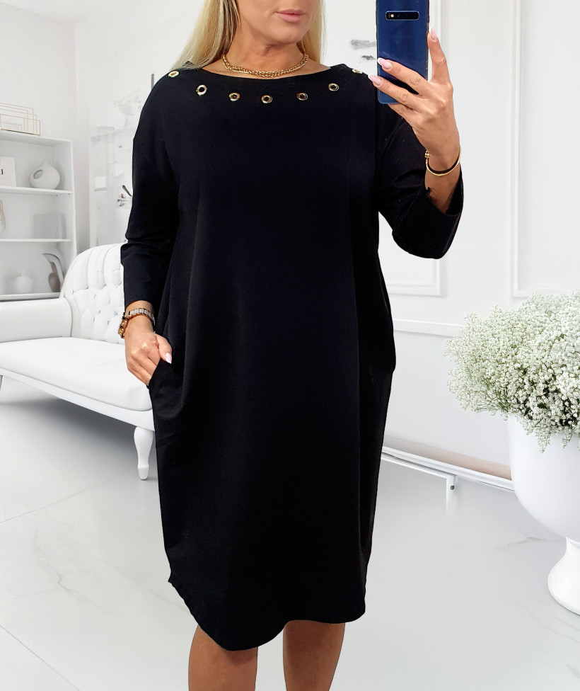 Sukienka damska Plus Size z Napami na dekodzie - kolory