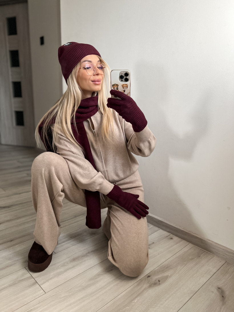 Komplet zimowy czapka rękawiczki szalik 