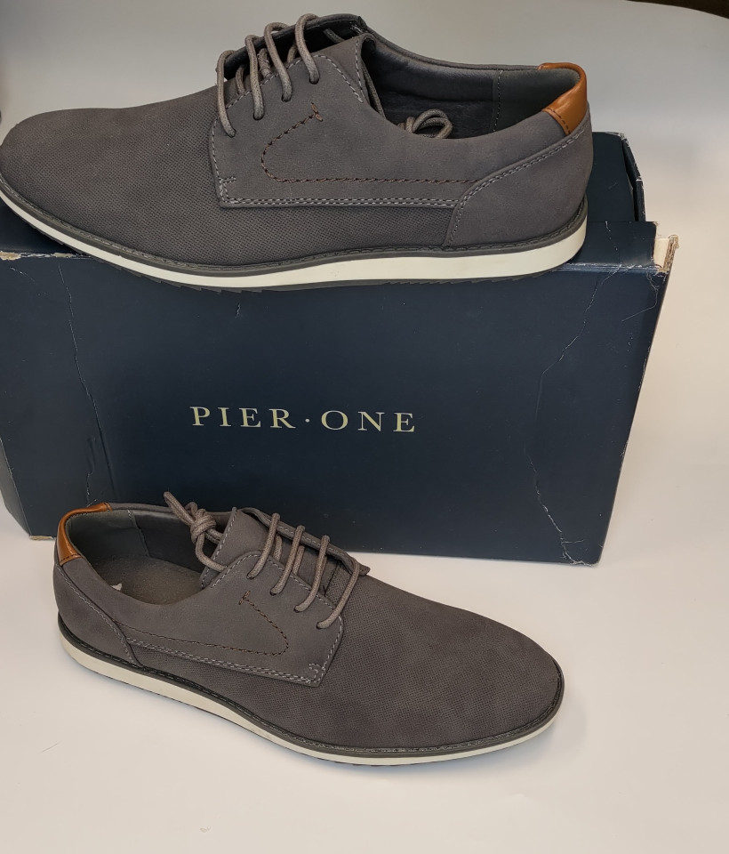 Buty męskie szare Pier One 40
