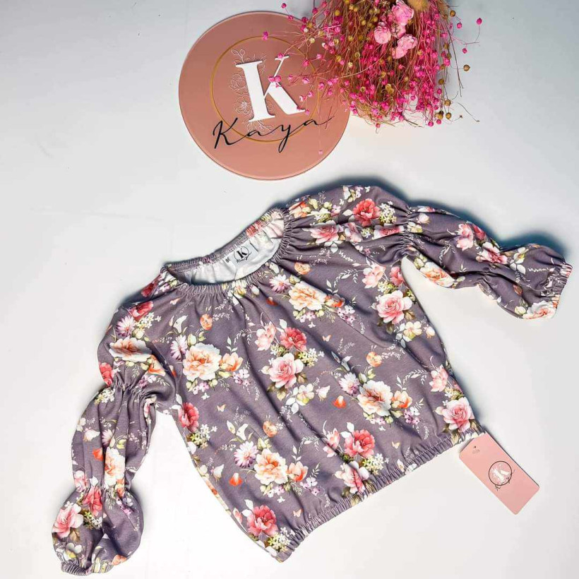 BLUZKA KAYA BUFKI KWIATY NA JAGODZIE